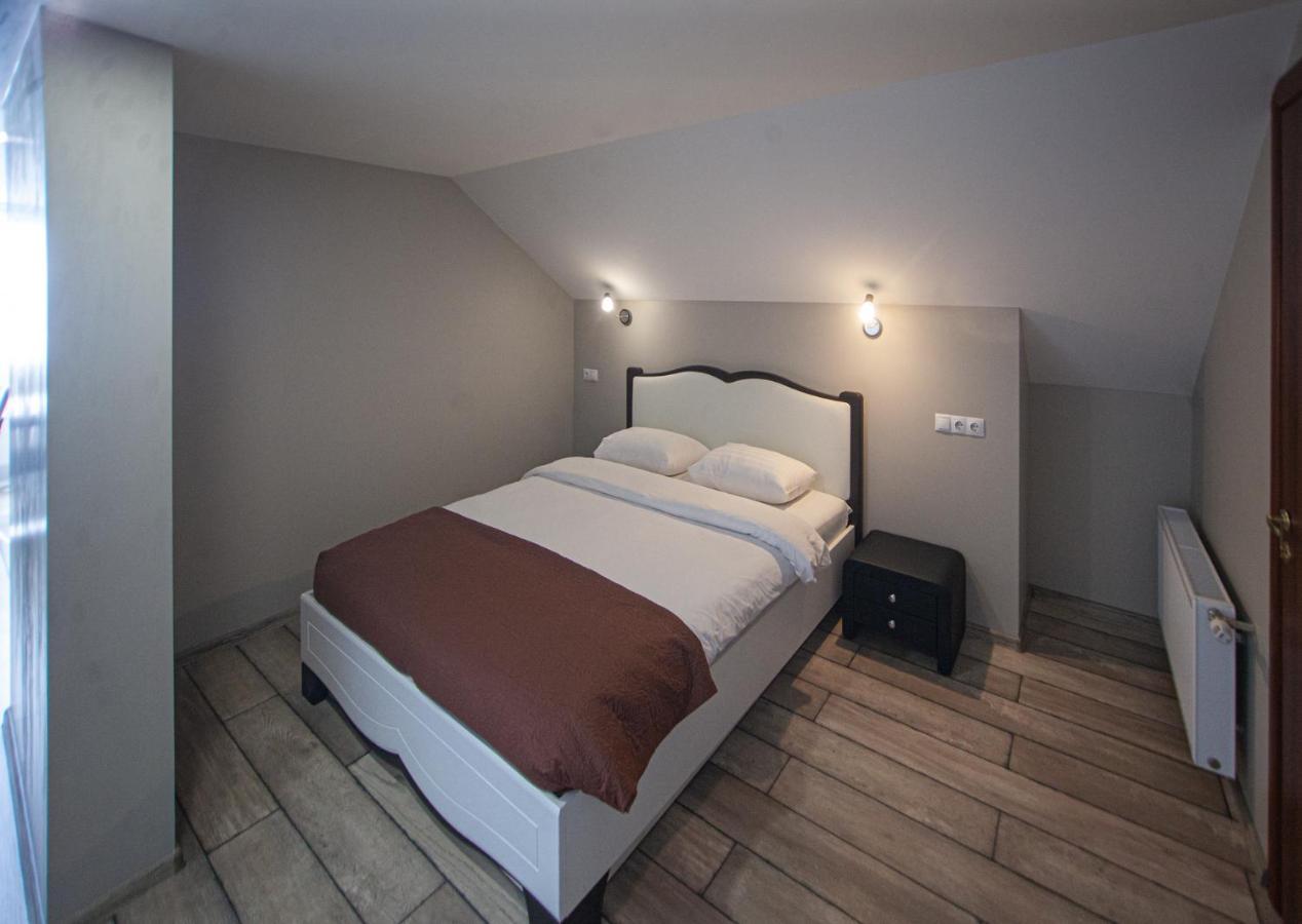 Biplan Hotel Daugavpils Buitenkant foto