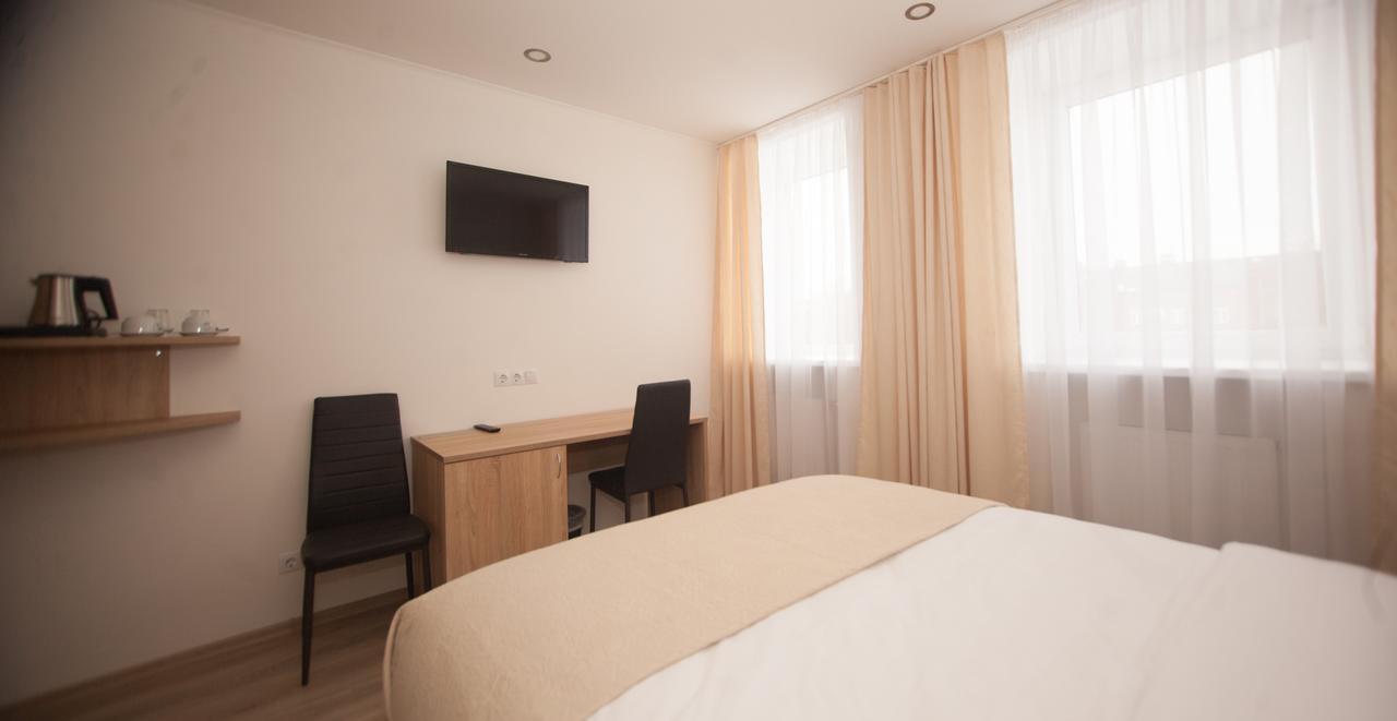 Biplan Hotel Daugavpils Buitenkant foto