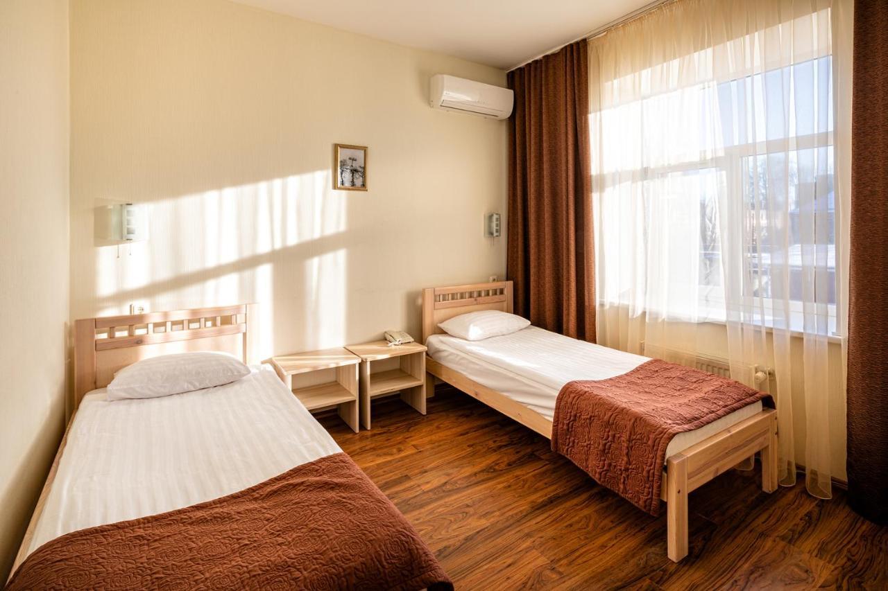 Biplan Hotel Daugavpils Buitenkant foto